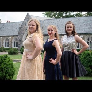 Meet your Posher, Addison